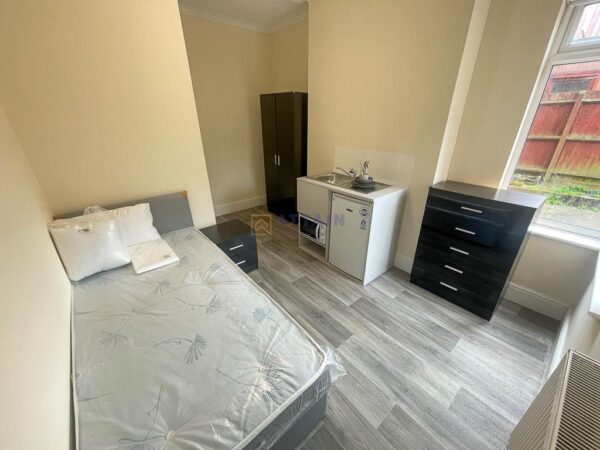 Room 2, Palmerston Street, Derby