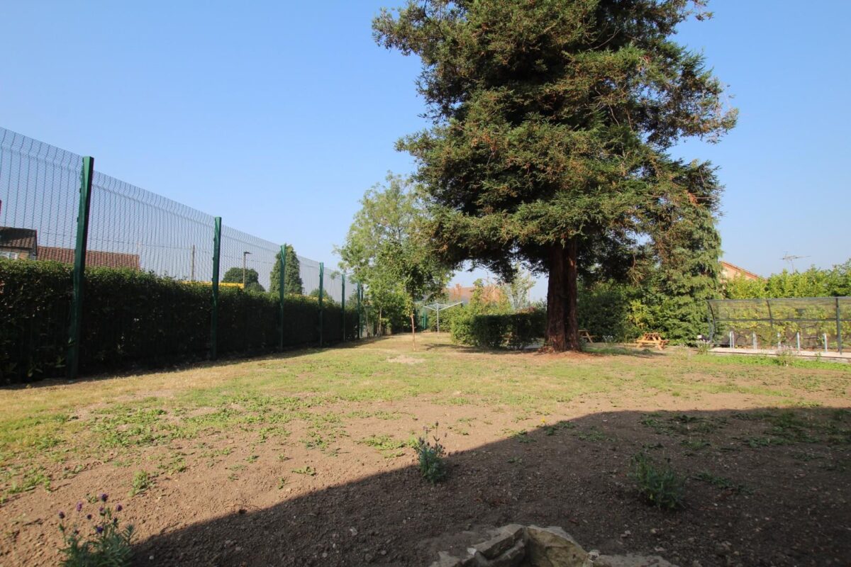 Room 5, Kenilworth Drive, Ilkeston, Derby, DE7