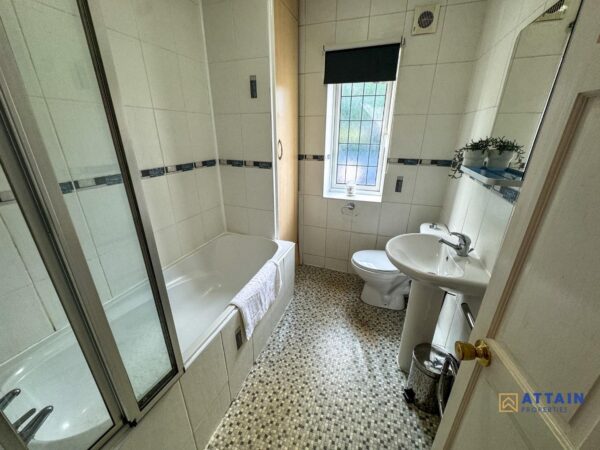Flat 4, Burton Road, Littleover, Derby