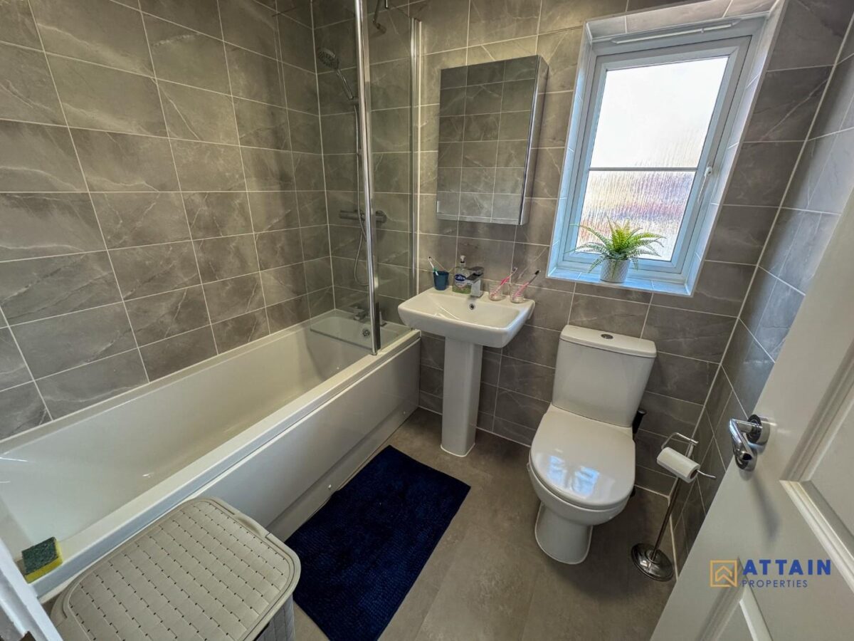 Multimode Close, Beeston