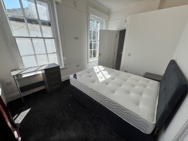 Room 11, Vernon Street, Derby