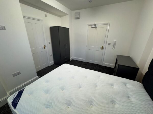 Room 10, Vernon Street, Derby