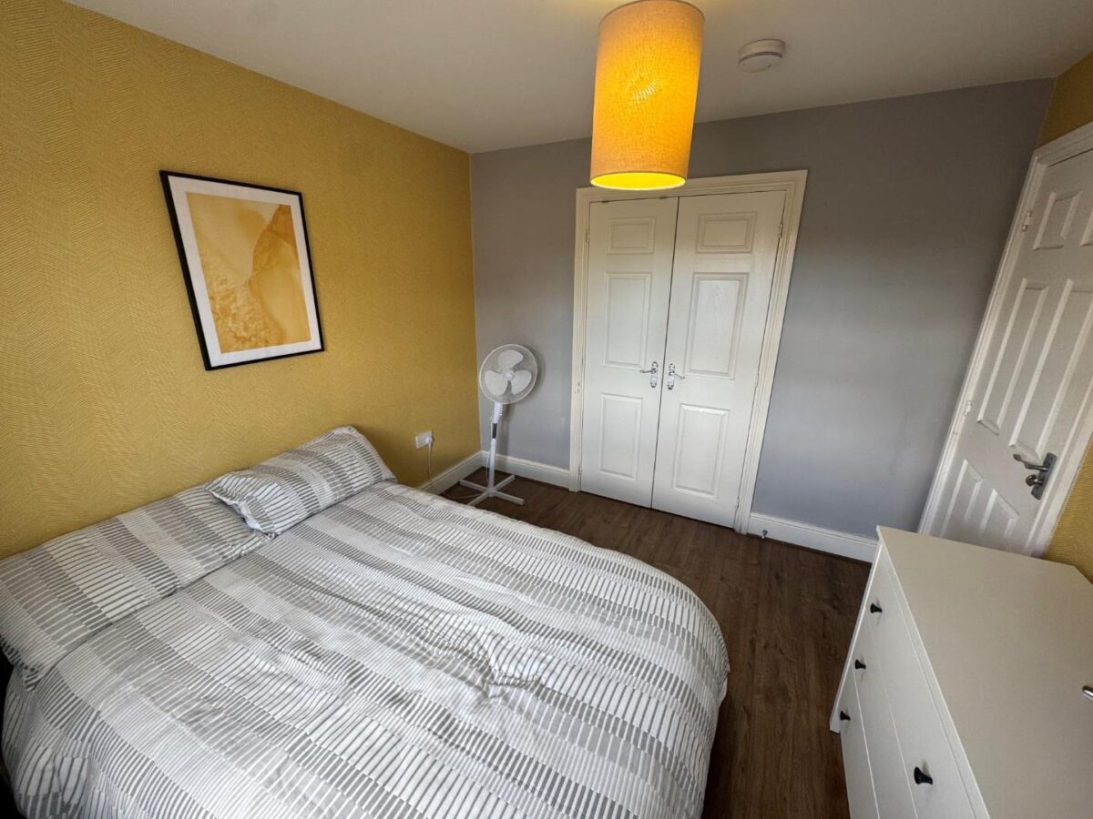 Room 4, Montague Way, Chellaston, Derby