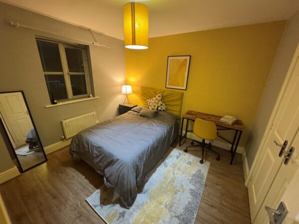 Room 4, Montague Way, Chellaston, Derby