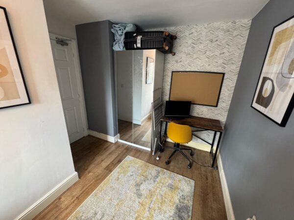Room 3, Montague Way, Chellaston, Derby