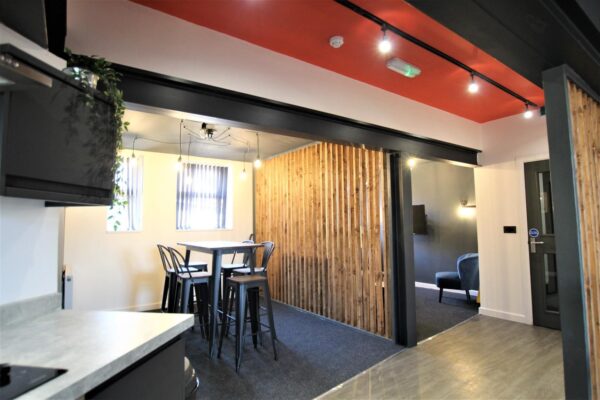 Room 10, Kenilworth Drive, Ilkeston, Derby, DE7