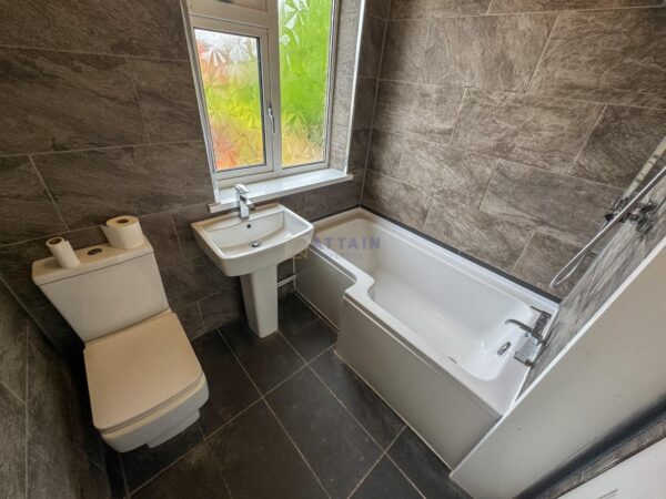 Bracknell Drive, Alvaston, Derby