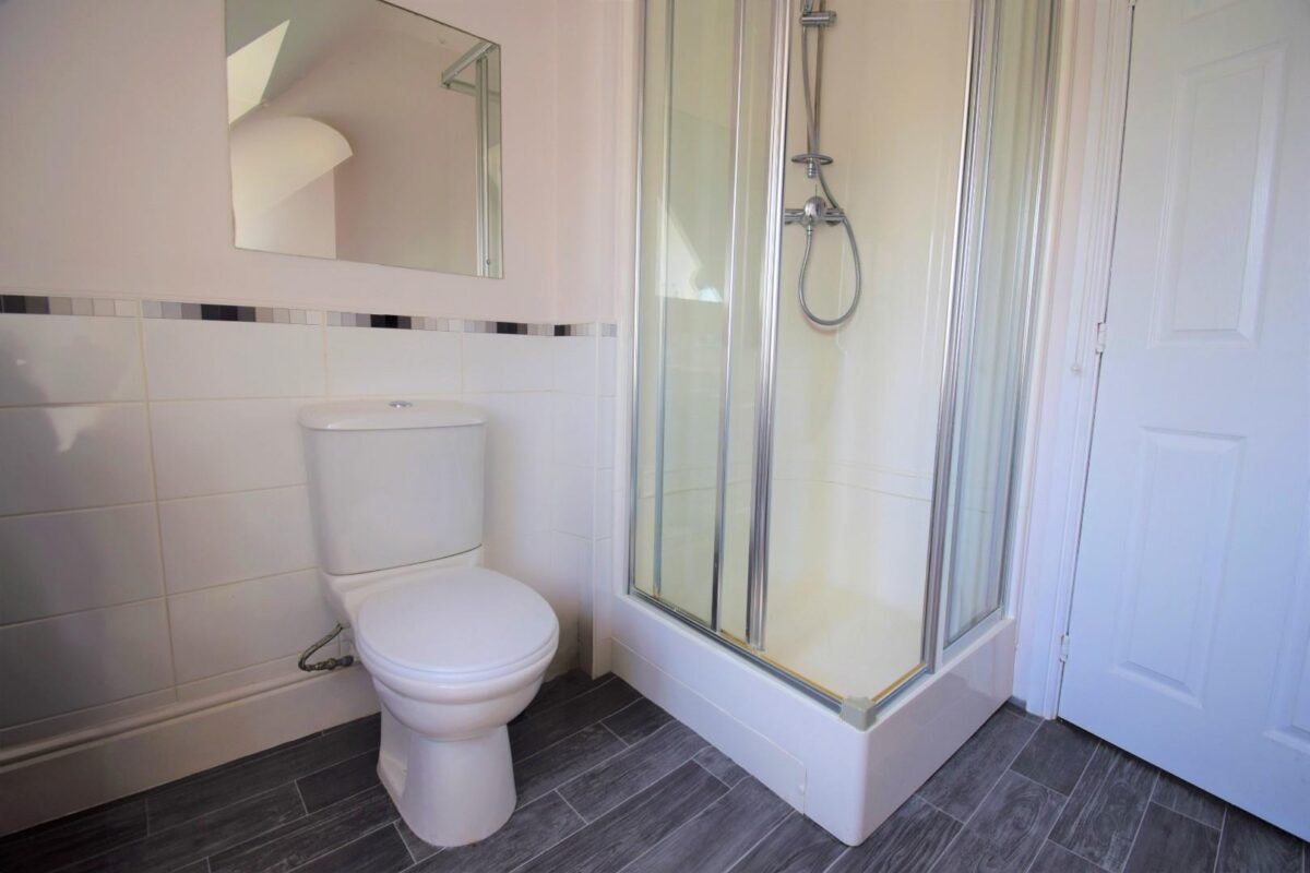 Room 6, Montague Way, Chellaston, Derby