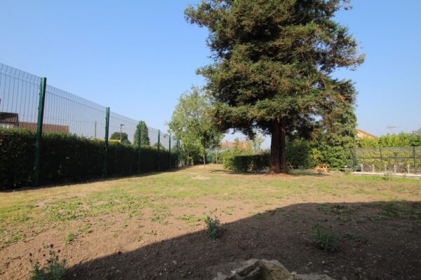 Room 3, Kenilworth Drive, Ilkeston, Derby, DE7